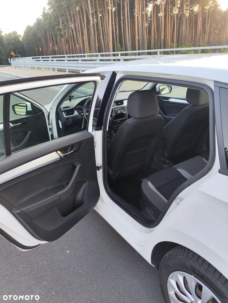 Skoda RAPID 1.4 TDI DPF Ambition - 15