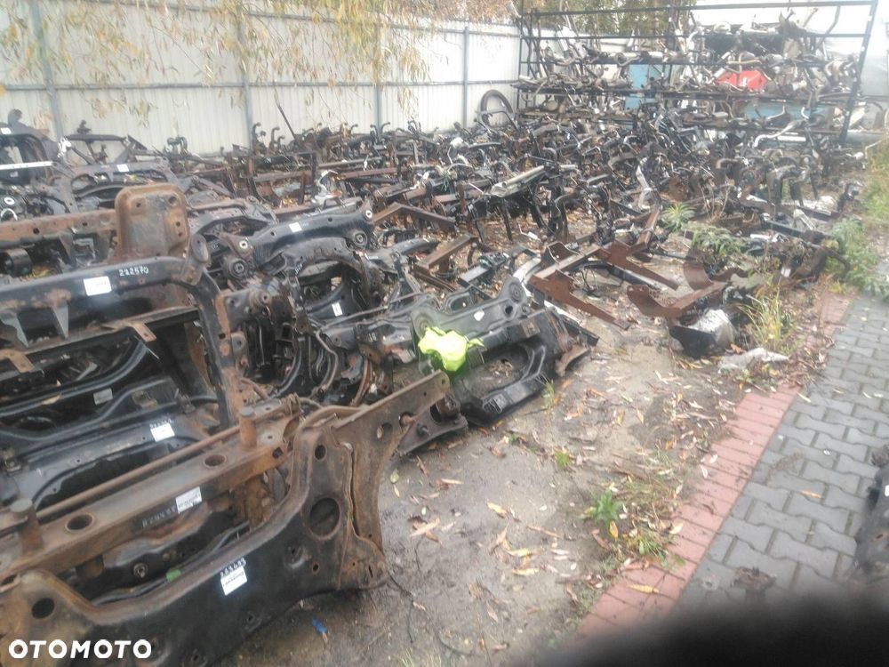 SANKI WÓZEK KOŁYSKA SILNIKA RENAULT TRAFIC I LIFT 2.5 D 89-00 - 5