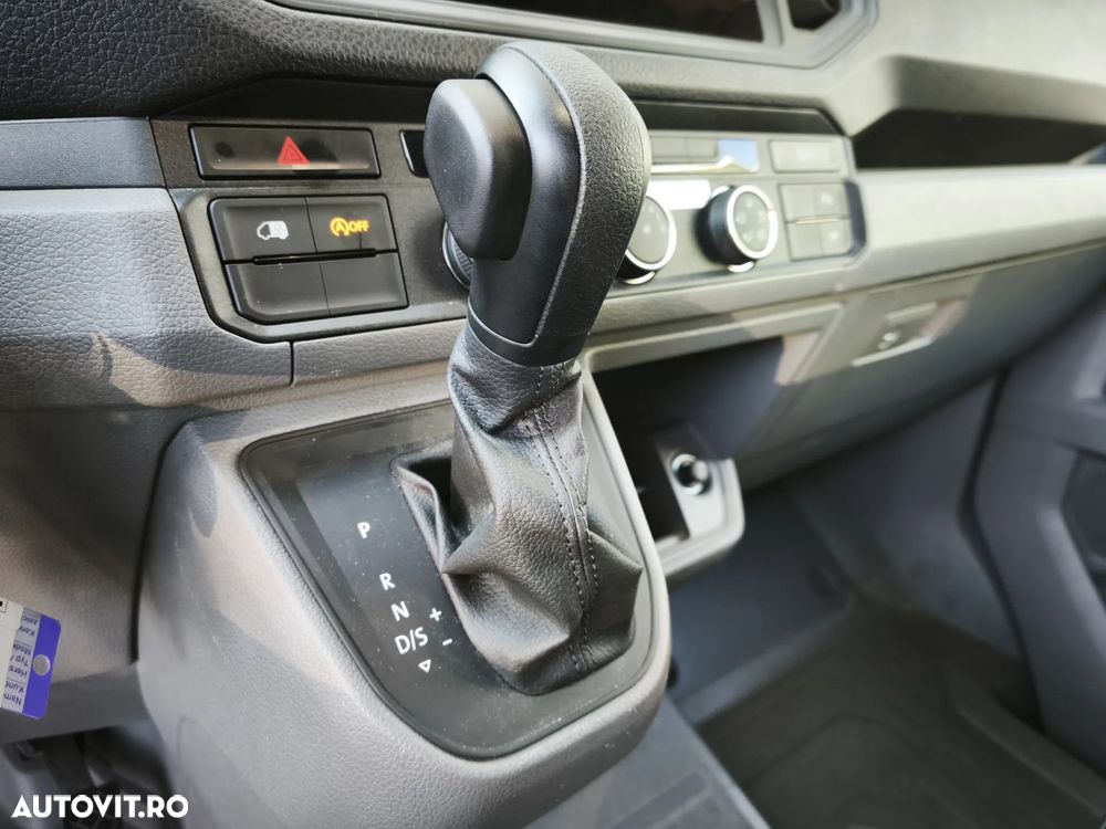 Volkswagen CRAFTER - 13