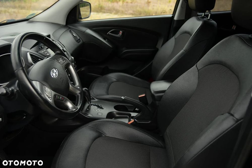 Hyundai ix35 2.0 CRDi 4WD Automatik Fifa World Cup Gold Edition - 20