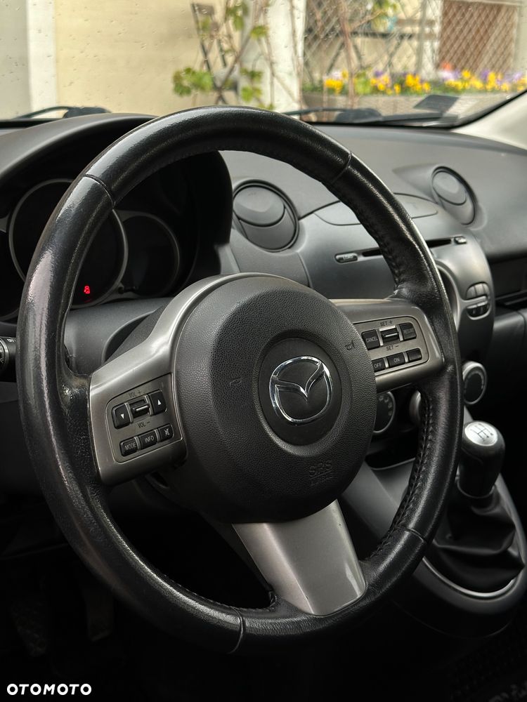 Mazda 2 1.5 Dynamic - 19