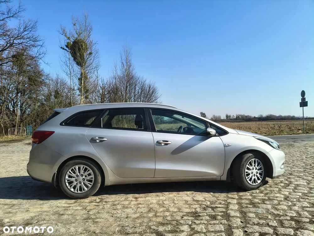 Kia Ceed 1.6 CRDi M - 3