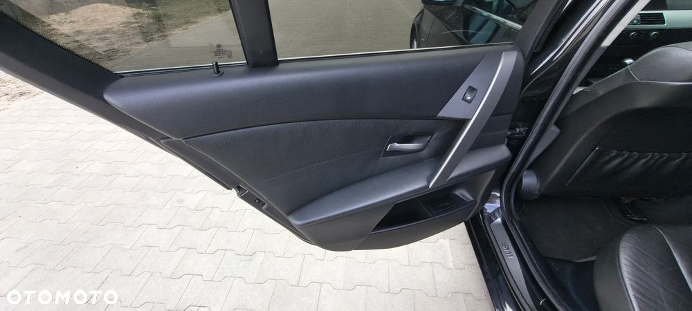 BMW Seria 5 - 11