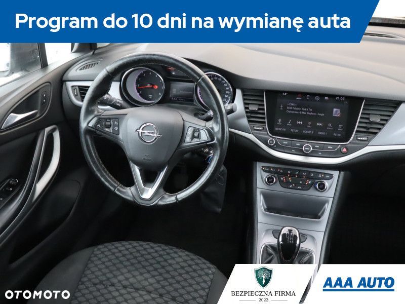 Opel Astra - 9