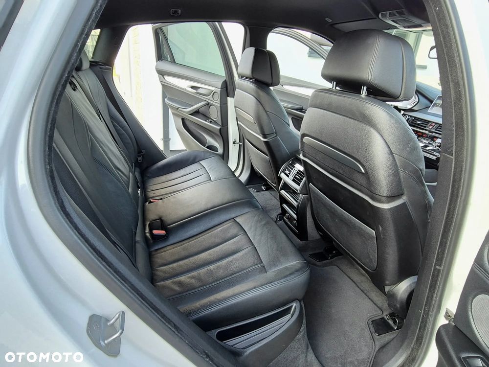 BMW X6 xDrive40d M Sport - 23