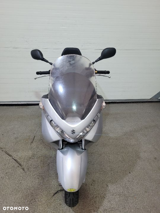 Suzuki Burgman - 14