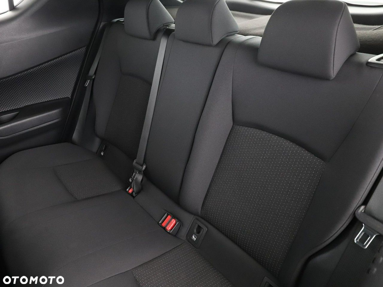 Toyota C-HR 1.8 Hybrid Dynamic - 17