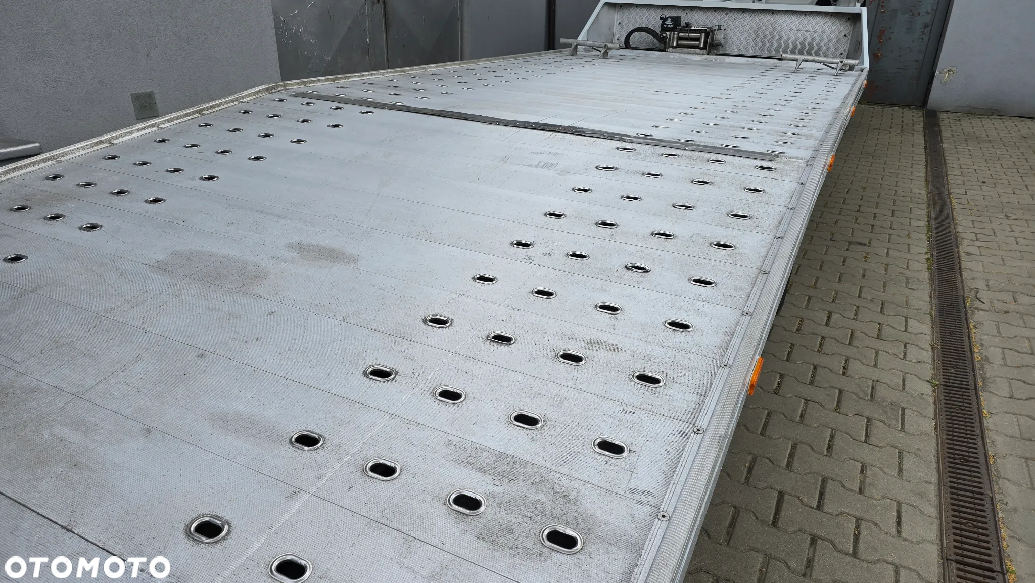 Iveco Daily 70 C 18 - 13