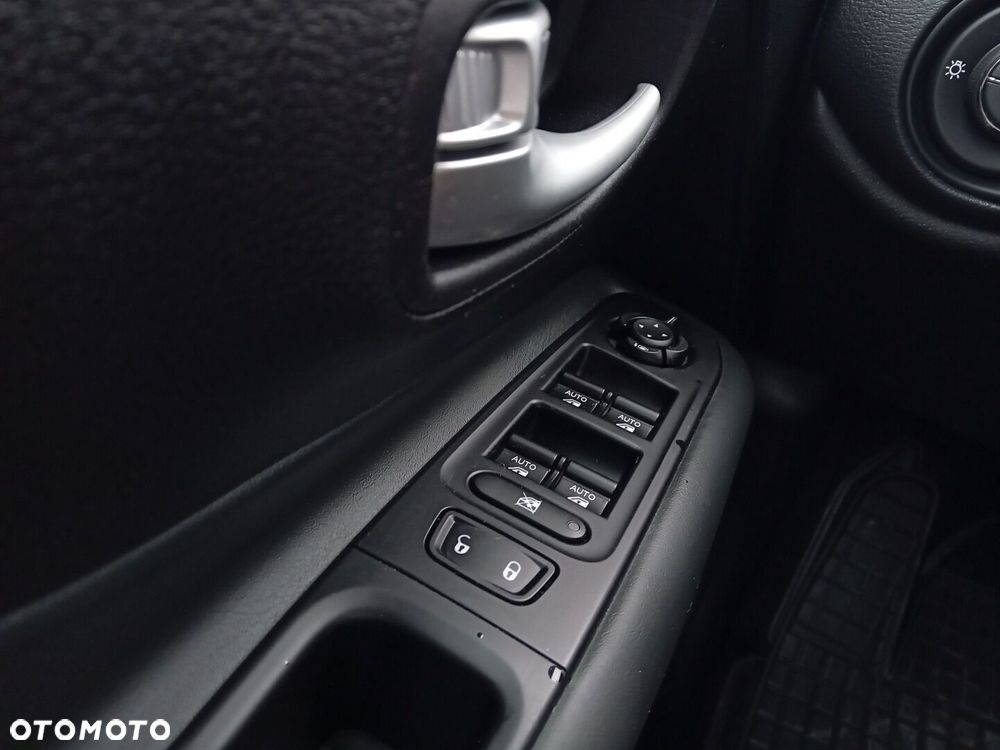 Jeep Renegade 1.5 T4 mHEV S FWD S&S DCT - 18