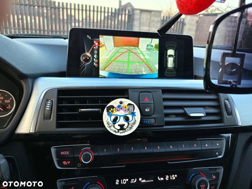 BMW Seria 3 320d Sport - 16