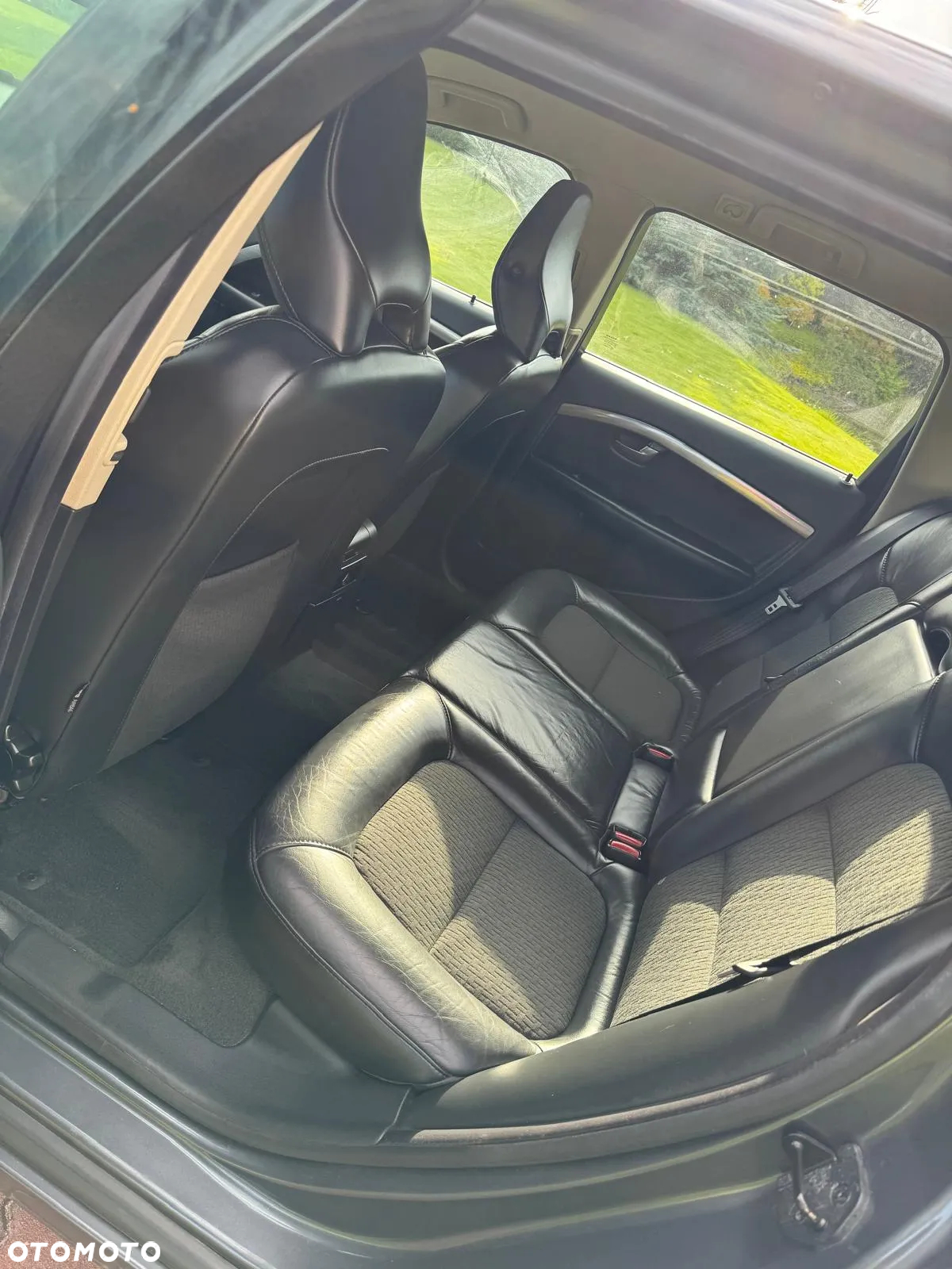 Volvo V70 D5 Summum - 7