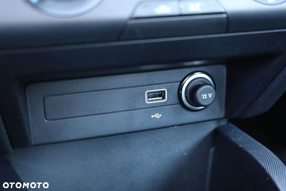 Skoda Fabia 1.0 Ambition Plus - 21