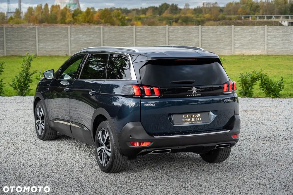 Peugeot 5008 - 8