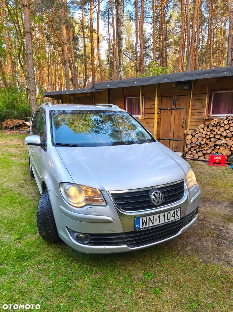 Volkswagen Touran 2.0 TDI Q-Line - 1