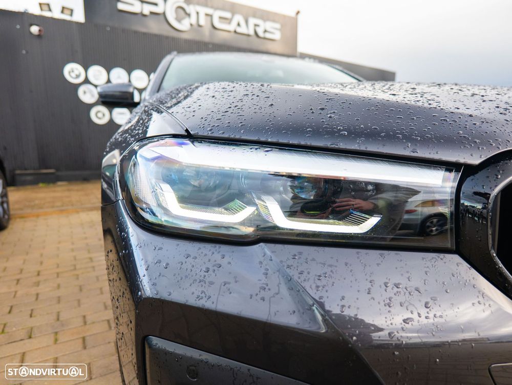 BMW 520 d Pack Desportivo M Auto - 33