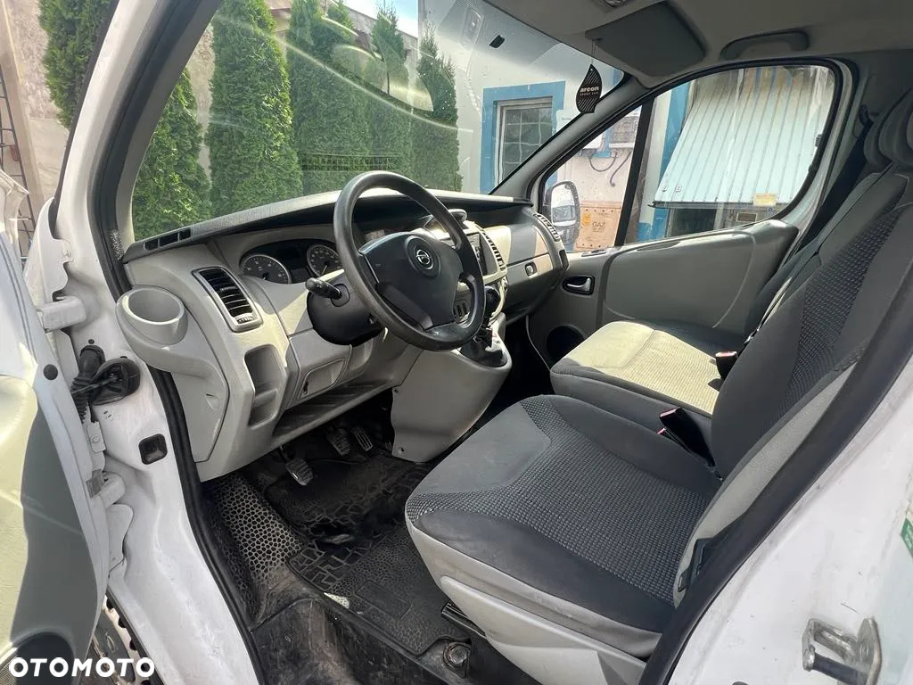 Opel Vivaro - 5