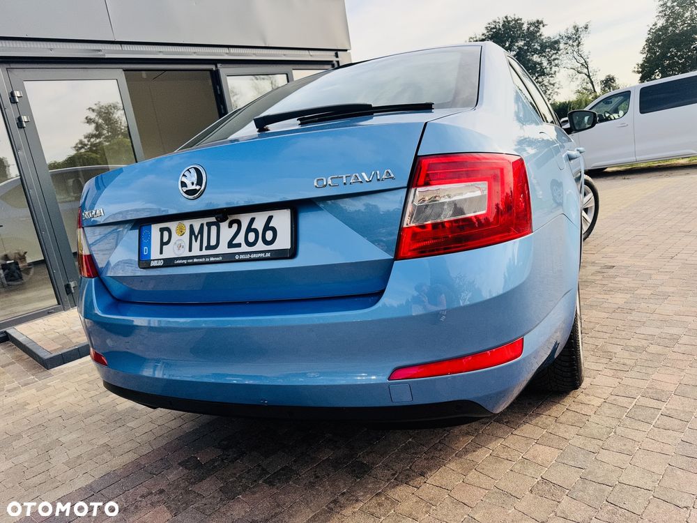Skoda Octavia 1.6 TDI DPF Ambiente - 31