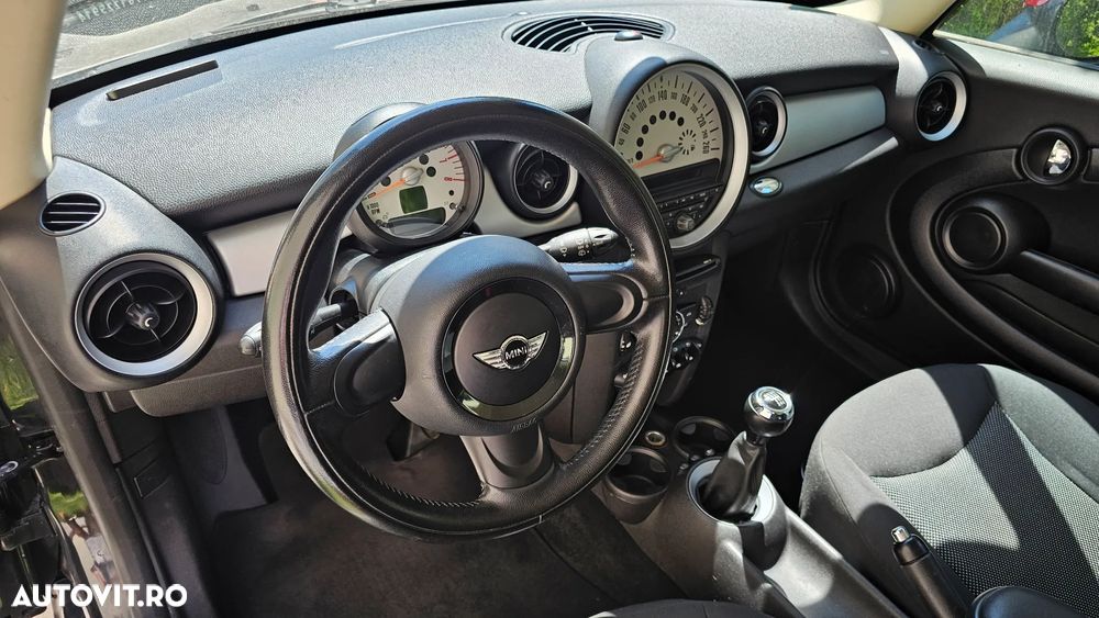 Mini Cooper Coupe - 13