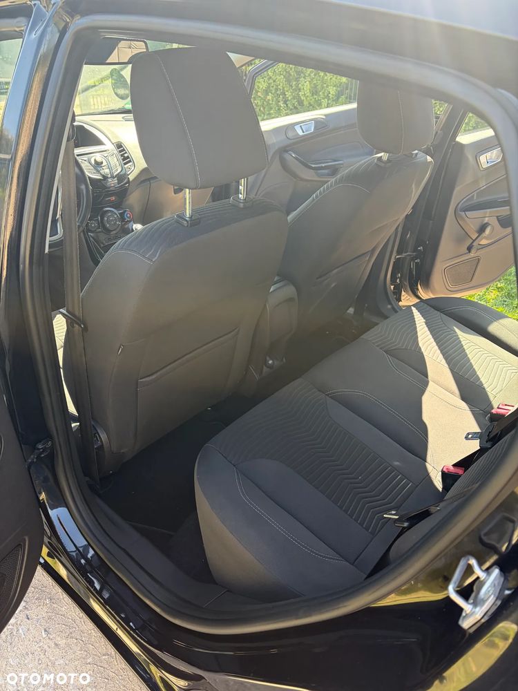 Ford Fiesta 1.0 EcoBoost Titanium - 10
