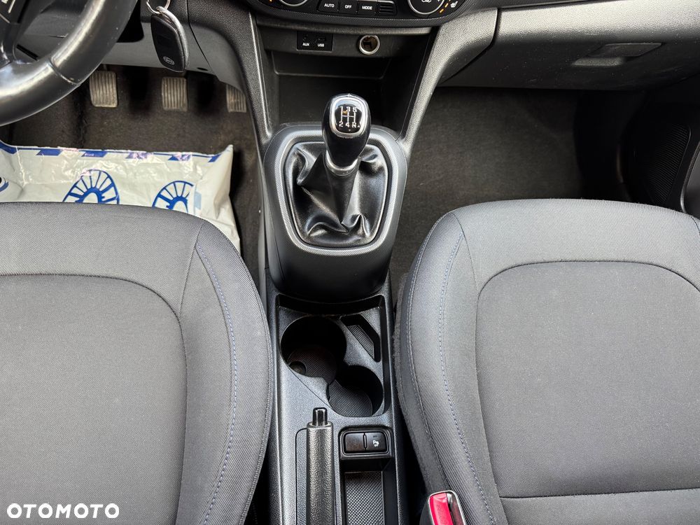 Hyundai i10 1.0 - 16