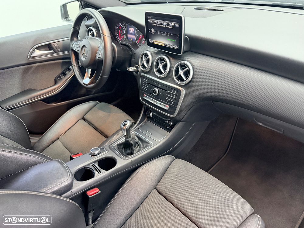 Mercedes-Benz A 180 d Urban - 16