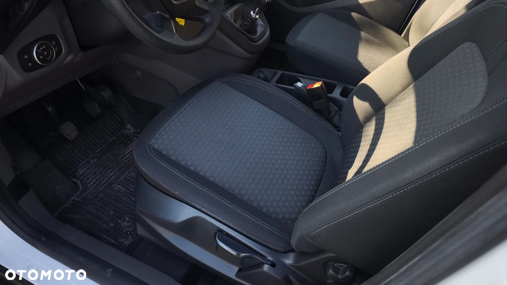 Ford TRANSIT CONNECT LONG MAXI - 6