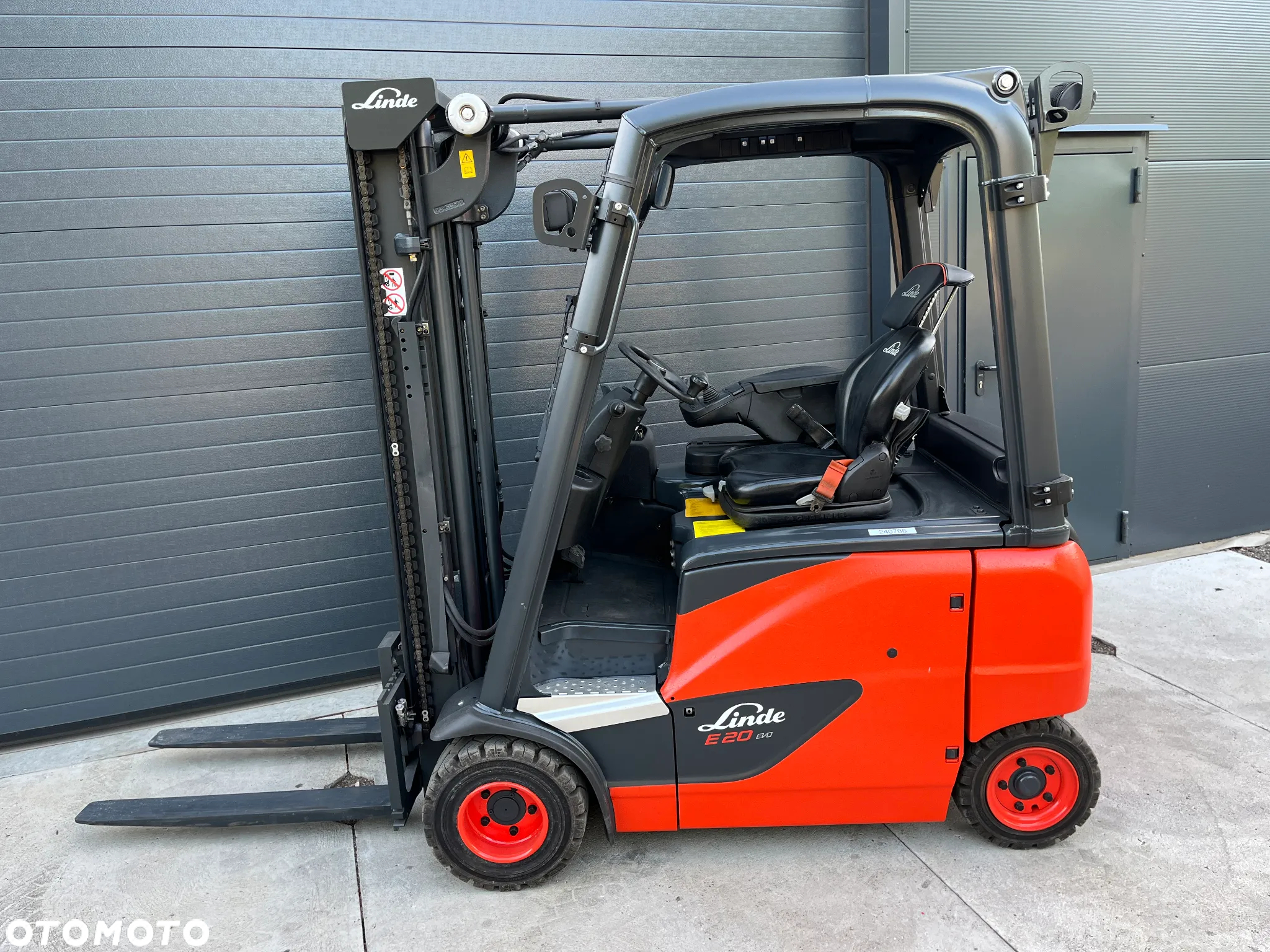 Linde E20PH 386-01 Elektryczny Ładowarka zintegrowana - 5