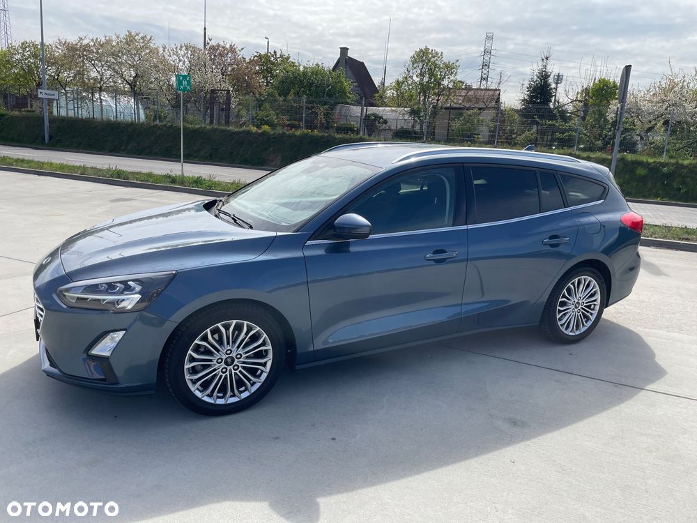 Ford Focus 1.0 EcoBoost STart-Stopp-System TITANIUM - 3