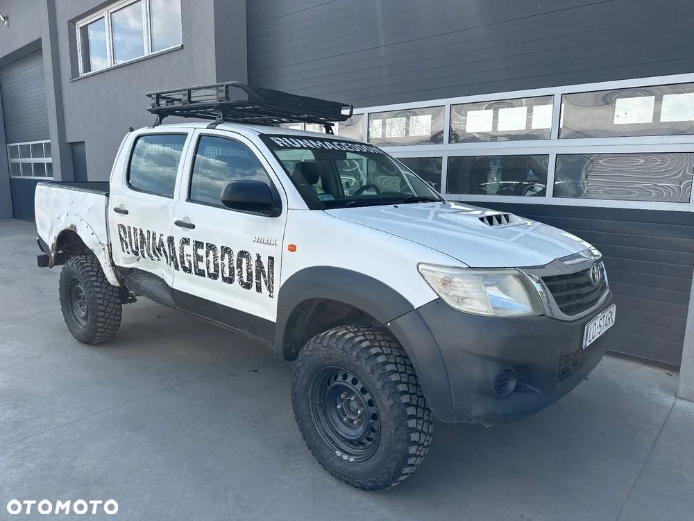 Toyota Hilux 2.5 D-4D DLX - 5