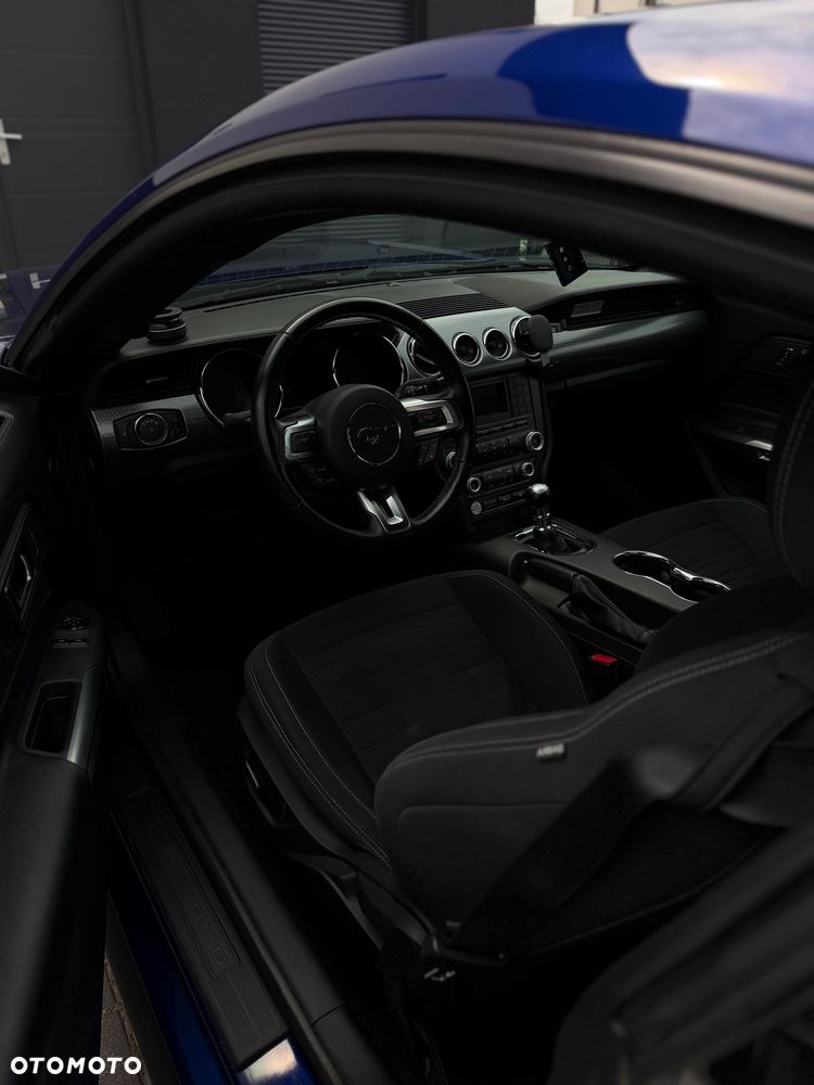 Ford Mustang 2.3 EcoBoost - 6