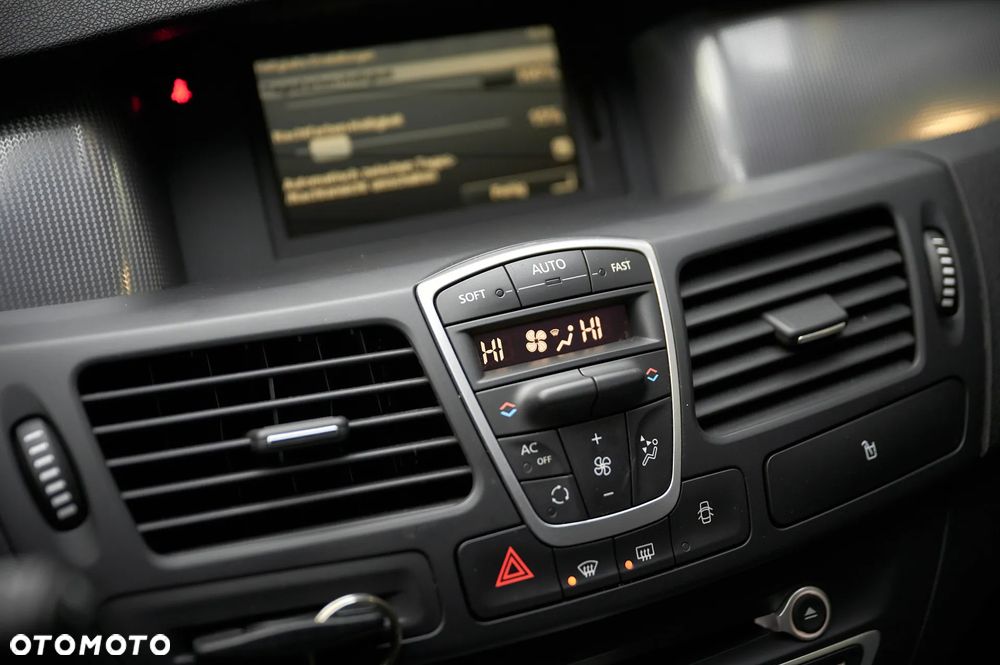 Renault Laguna 2.0 TCe 170 Initiale - 25