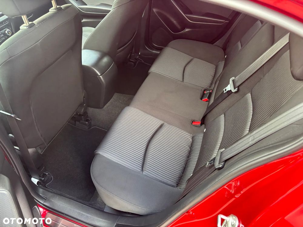 Mazda 3 - 15