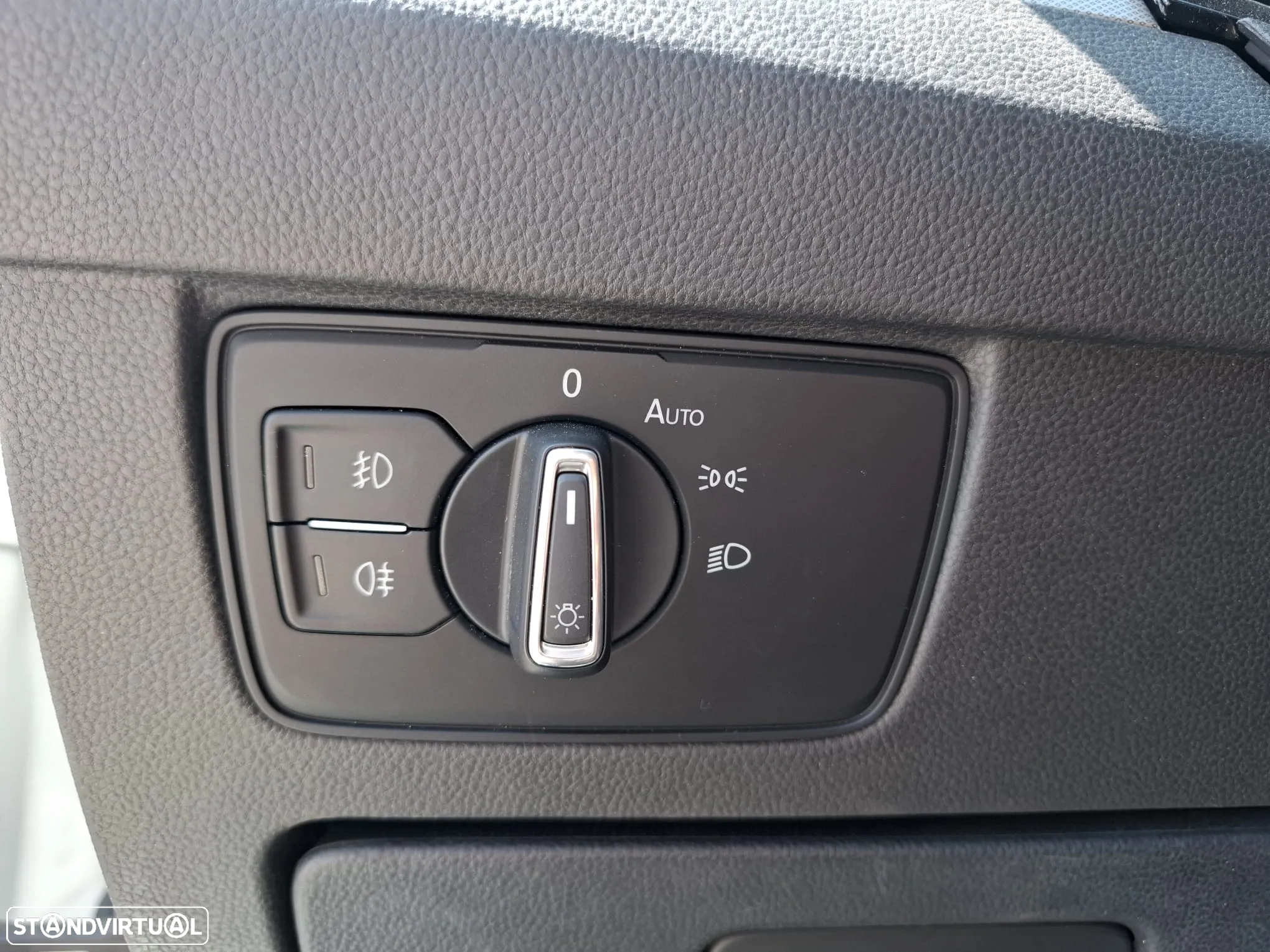 VW Passat 1.6 TDI Trendline - 25