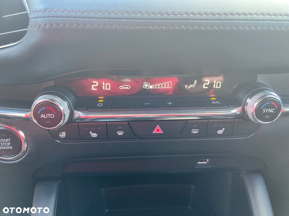 Mazda 3 e-SKYACTIV-G 2.0 M HYBRID 150 HOMURA - 25