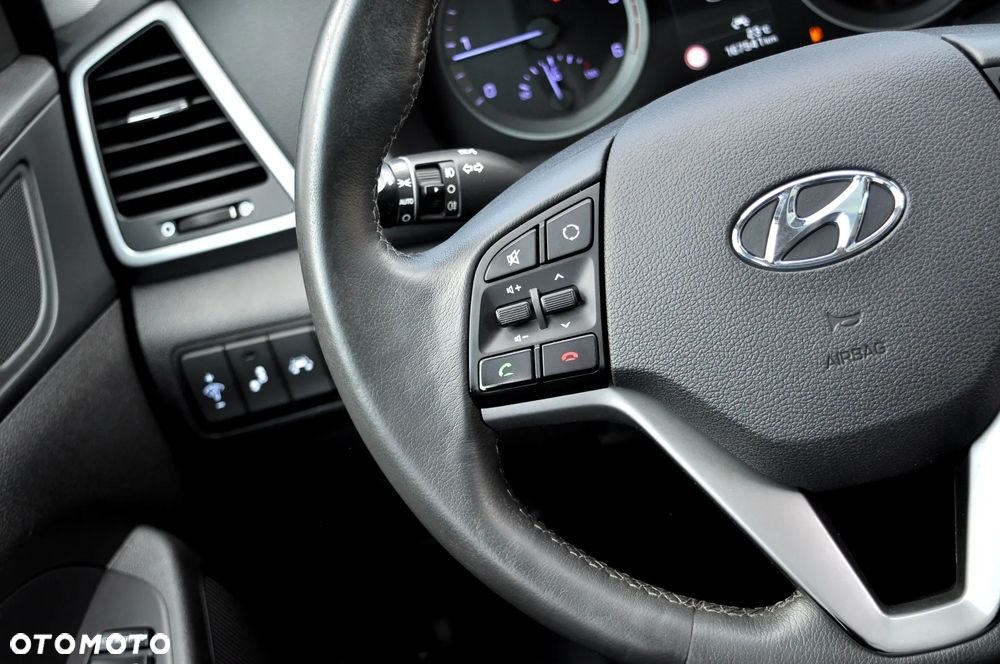 Hyundai Tucson 2.0 CRDI Premium 4WD - 33