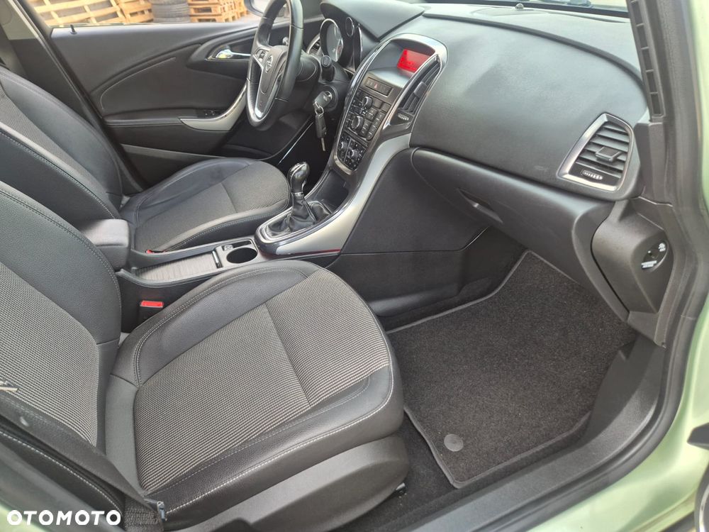 Opel Astra - 22