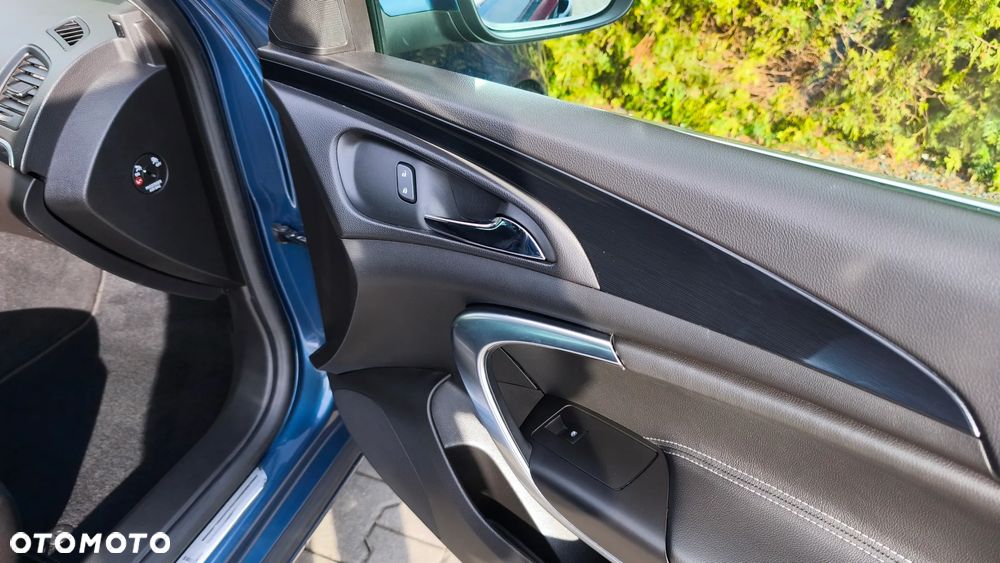 Opel Insignia - 15