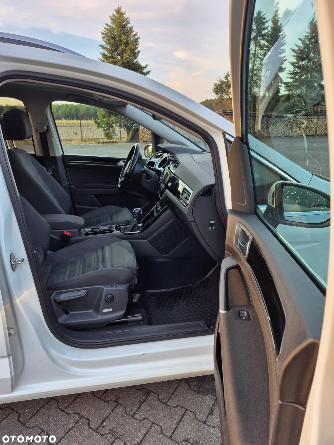 Volkswagen Touran - 3