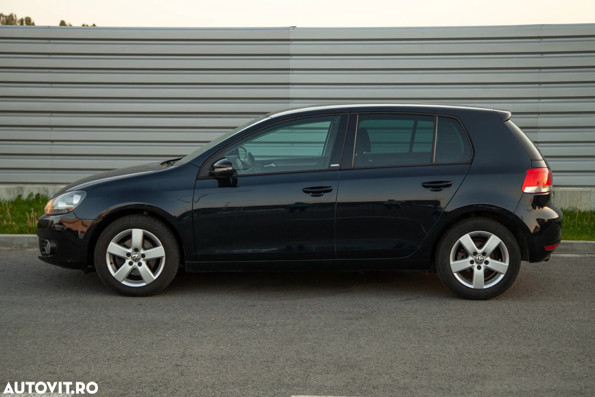 Volkswagen Golf 2.0 TDI DPF Style - 7