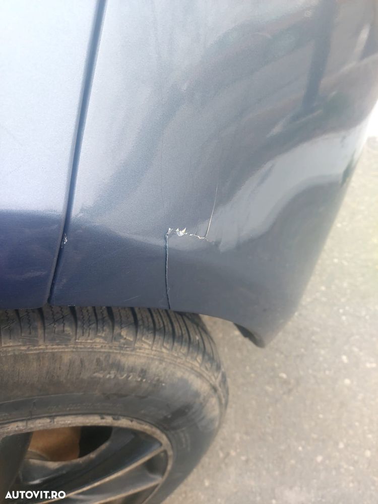 Renault Clio III 1.5dCi Dynamique - 10