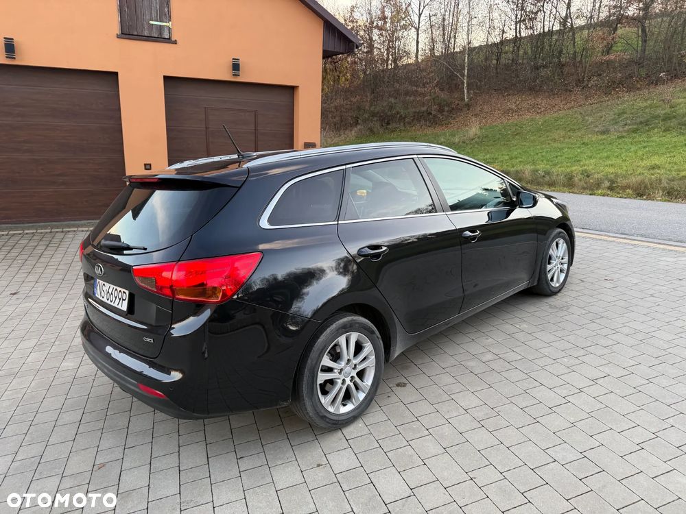 Kia Ceed - 14