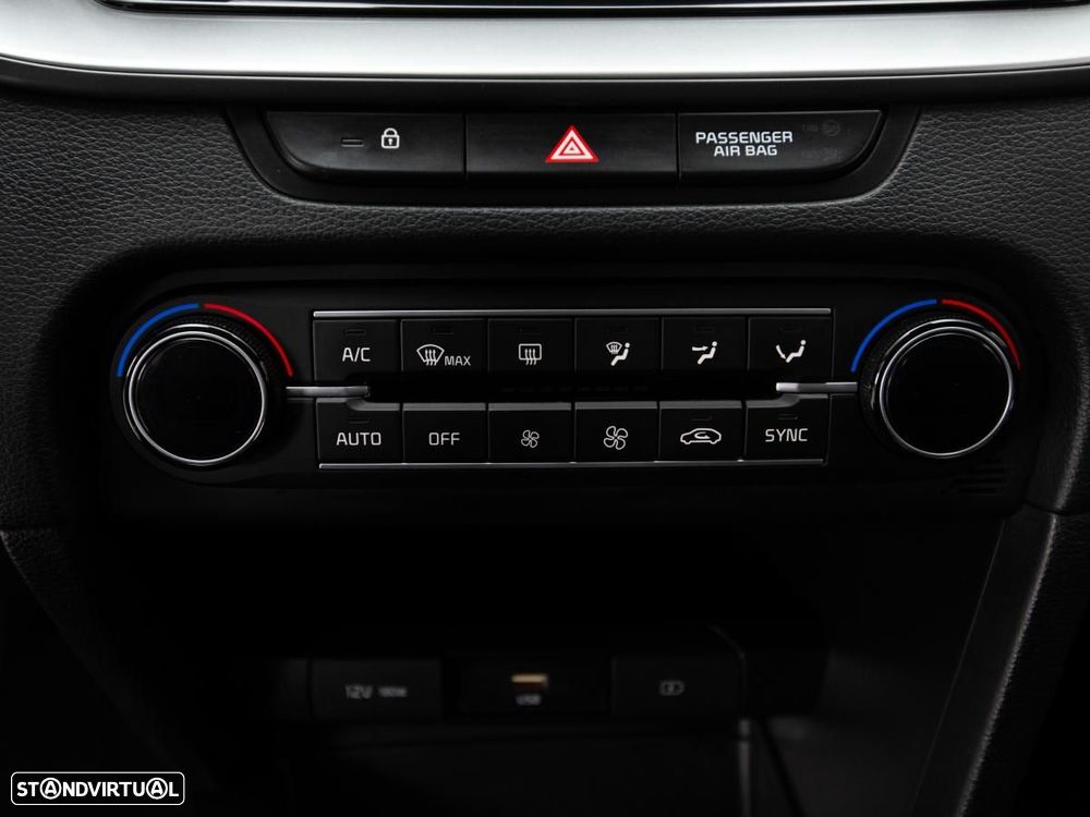 Kia Ceed 1.0 T-GDI Urban - 16