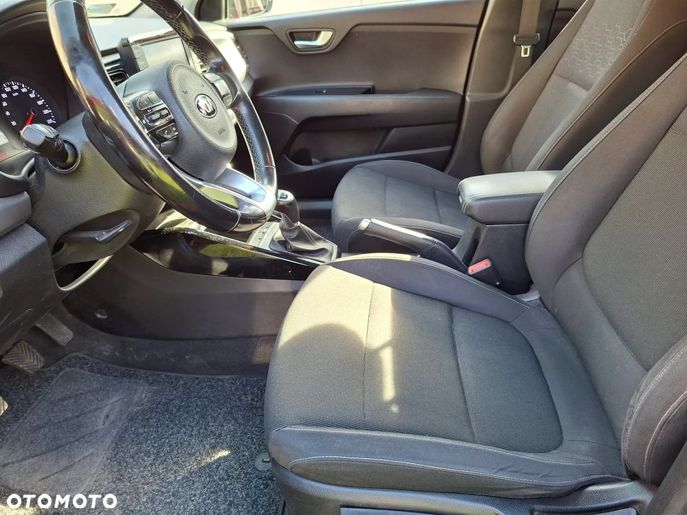Kia Rio - 13