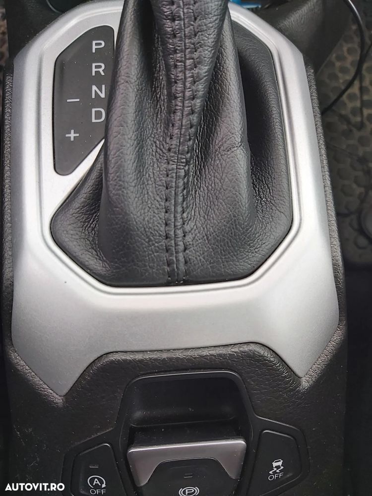 Jeep Renegade 2.0 M-Jet 4x4 AT Limited - 10