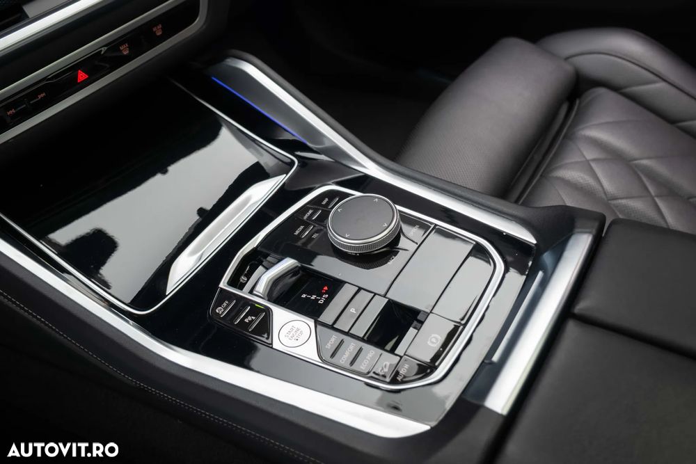 BMW X6 xDrive40i AT MHEV - 22