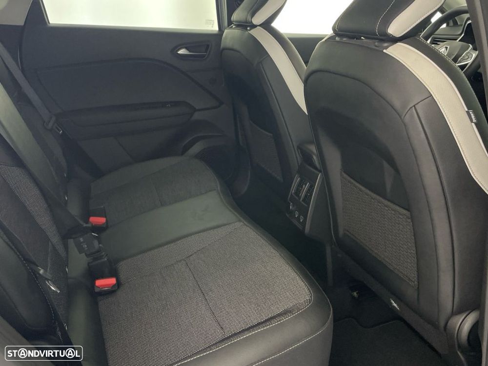 Renault Captur 1.3 TCe Exclusive EDC - 25