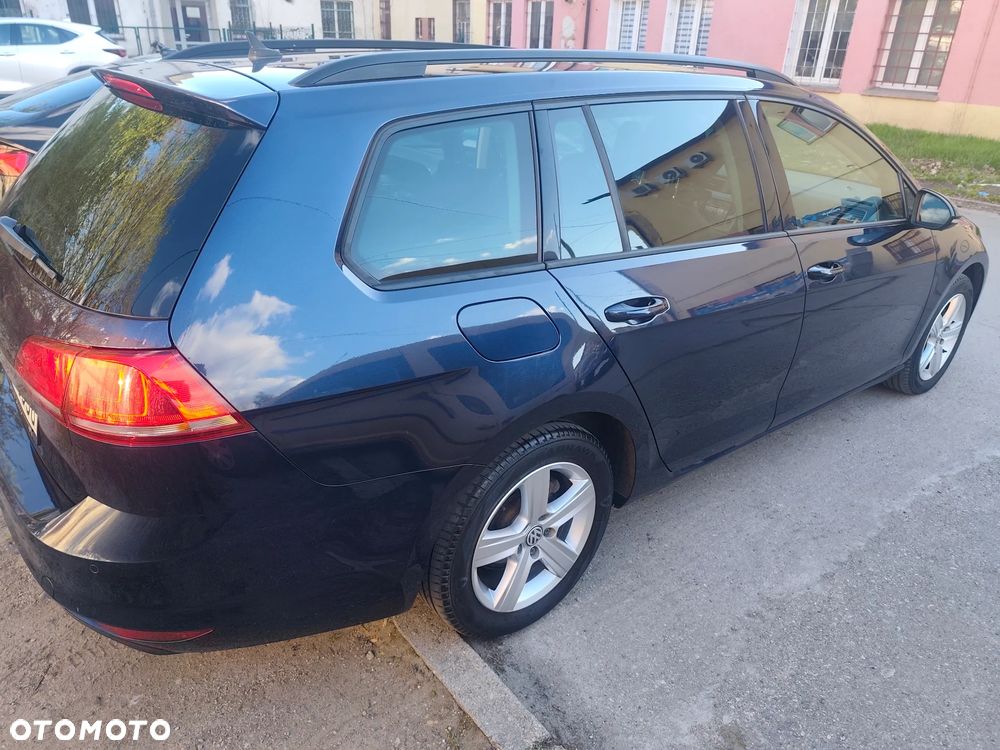 Volkswagen Golf - 13