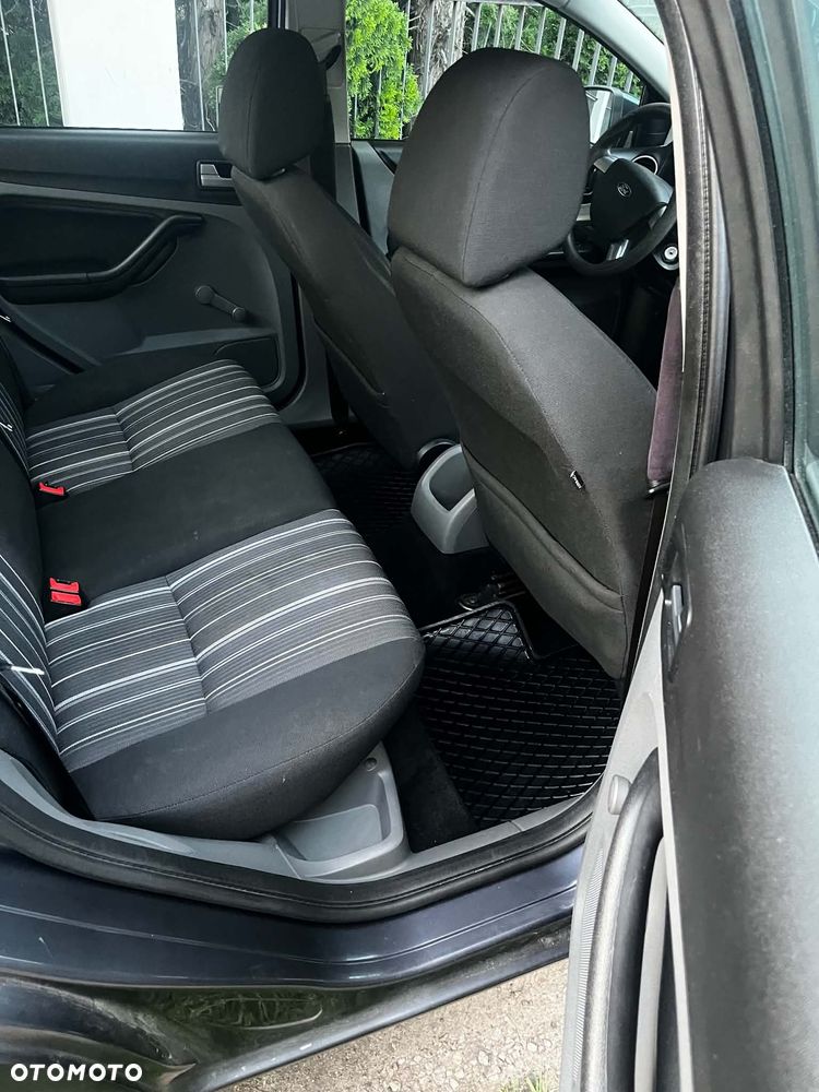 Ford Focus 1.8 TDCi Trend - 10