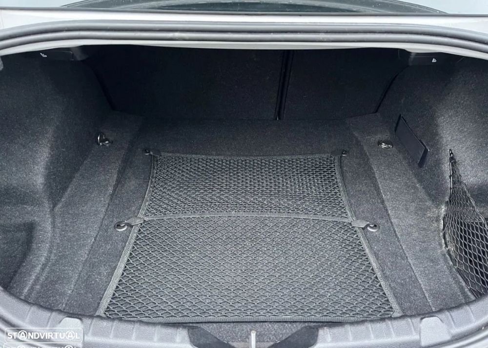 BMW 218 d Coupe Pack M - 24