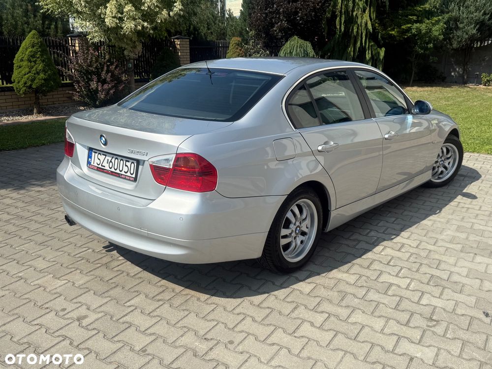 BMW Seria 3 325i - 3
